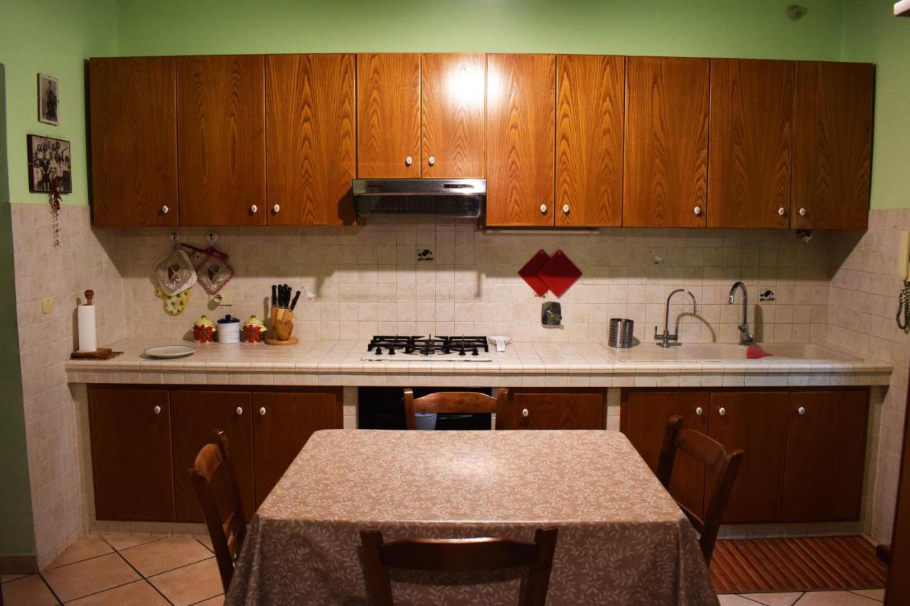 Alf E Ann B&B ทิโวลิ แตร์เม ภายนอก รูปภาพ